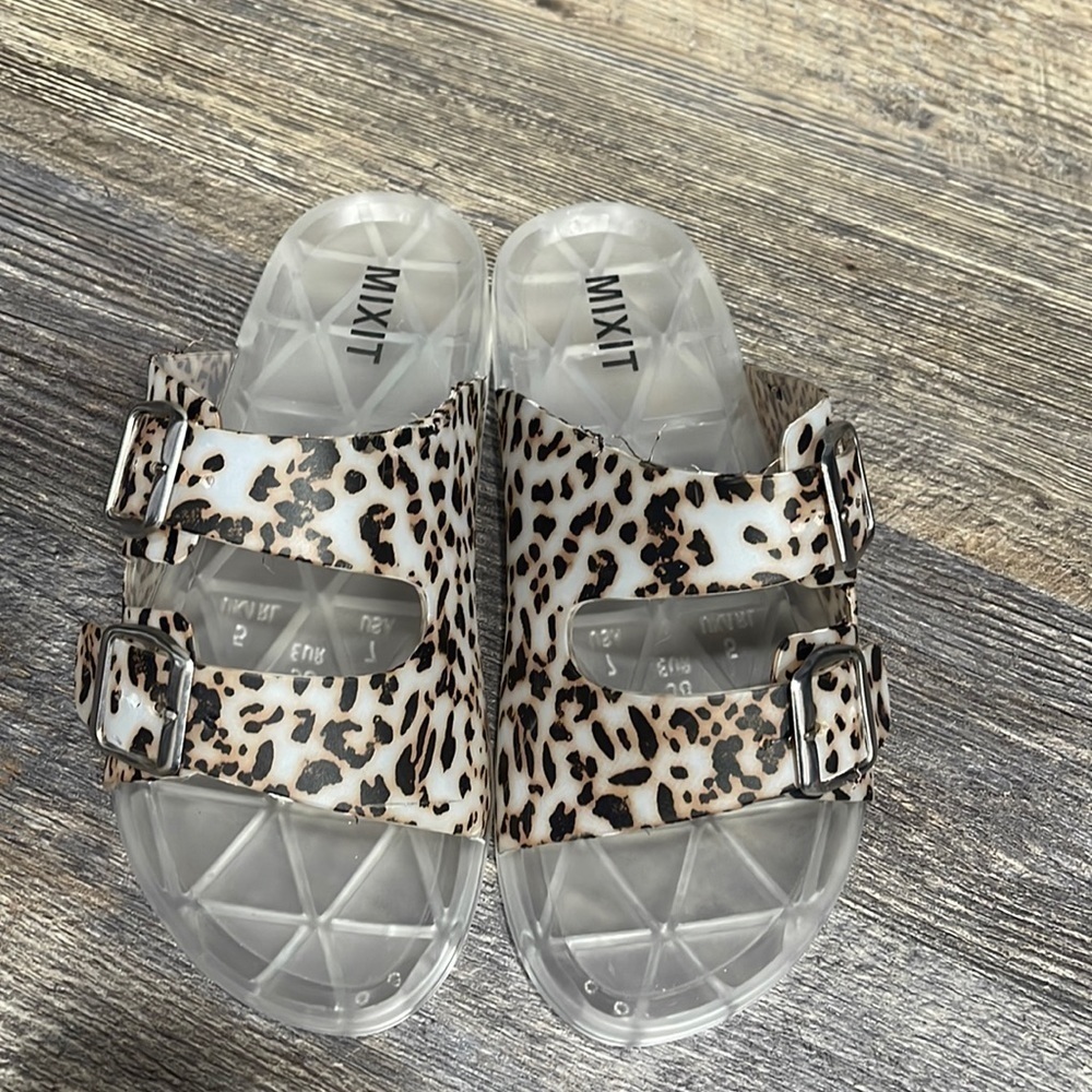 Women sleepers